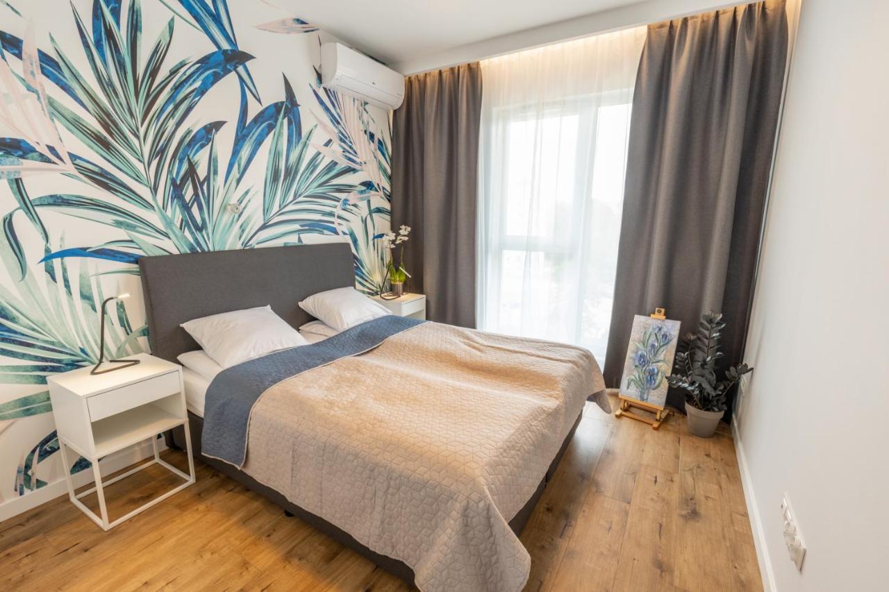 Home Apartament Metro Mlociny 97 ワルシャワ エクステリア 写真